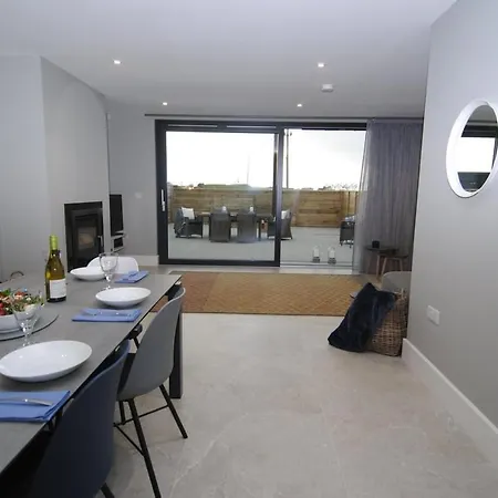 The Hideaway Villa Portrush Exterior photo