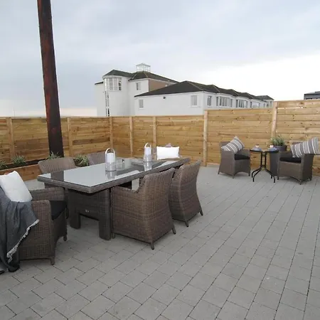 The Hideaway Villa Portrush Exterior photo